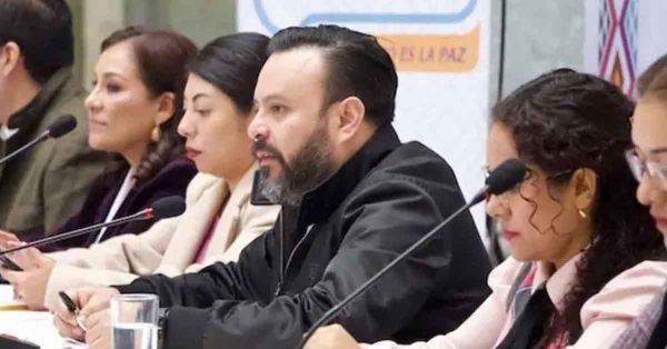 Busca gobierno de Oaxaca a activista Sandra Estefana y su esposo Alexander Hernández