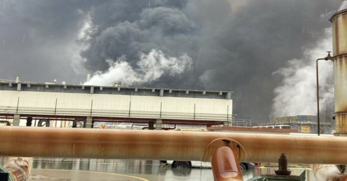 Reportan incendio en la Refinería de Salina Cruz, Oaxaca