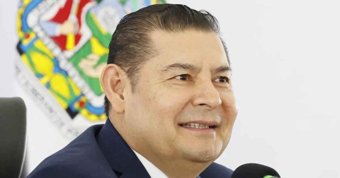 Estamos en la mejor disposición de dialogar: Riestra a Armenta