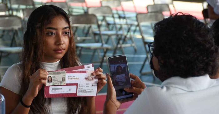 Capacitarán a jóvenes con reforma a apoyos sociales; aumentarán cada año