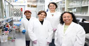 Impulsan en la BUAP investigaciones microbiológicas