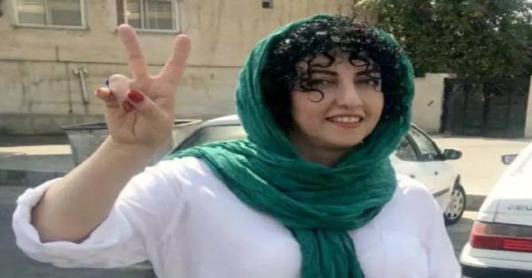 Reportan herida a Narges Mohammadi en una pelea en cárcel de Irán