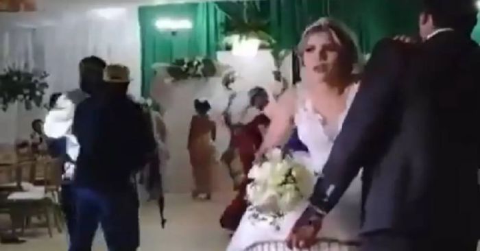 Ingresa comando armado a una boda y asesina a una persona