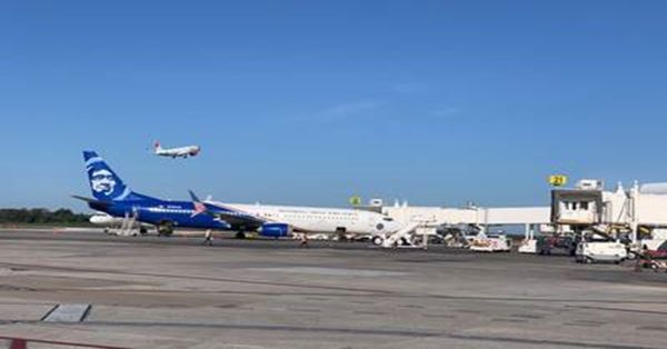 Caída de Microsoft provoca que aerolíneas cancelaran vuelos en México