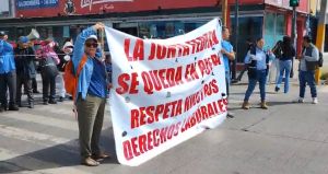 Siguen manifestaciones por cierre de la Junta Federal de Conciliación y Arbitraje