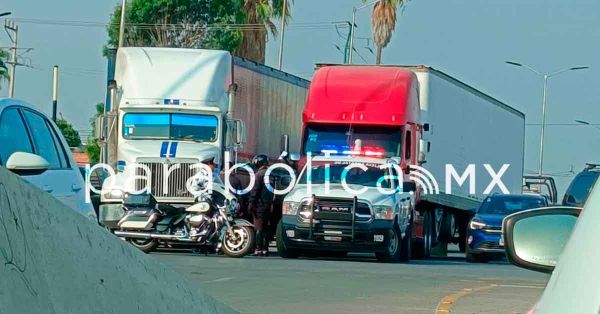 Caen asaltantes de traileros en Perif&eacute;rico y Bulevar Carmelitas