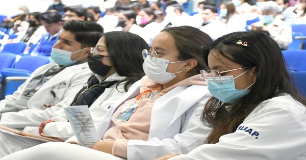 Realizan en la BUAP curso de actualización Médica Continua 2024