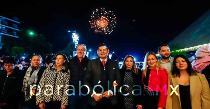 Inaugura Armenta el Festival Navideño “Por Amor a Puebla” en la zona de Los Fuertes