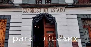 Despiden a Carlos Navarro en el Congreso del Estado