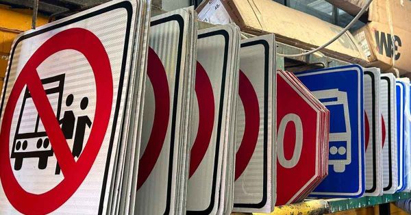 Colocan 400 se&ntilde;al&eacute;ticas en la capital poblana