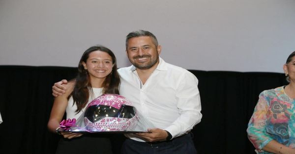 Presentan conferencia &lsquo;Al &eacute;xito le gusta la velocidad&rsquo;