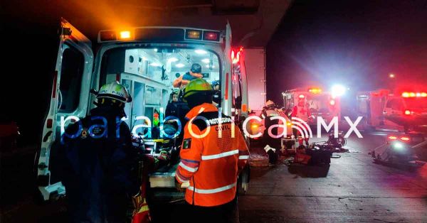 Deja dos muertos volcadura en la M&eacute;xico-Puebla