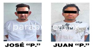 Detienen a dos hombres que conducían auto robado en Periférico y Clavijero