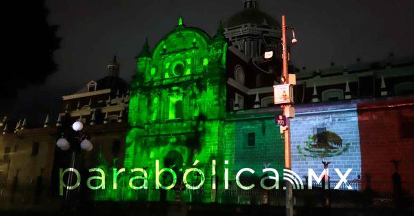 Encabeza Armenta la ceremonia conmemorativa al 215 aniversario del Grito de Independencia