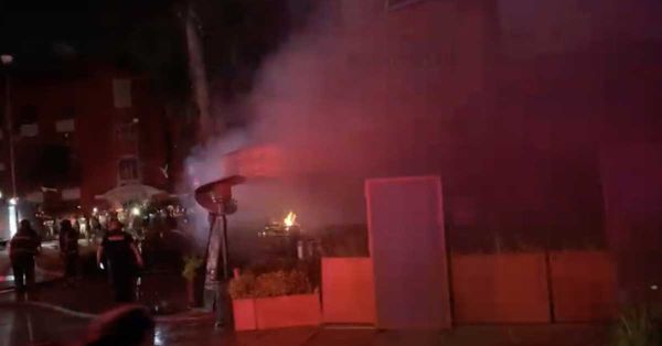 Se incendia restaurante cerca del Monumento a la Revoluci&oacute;n en CDMX