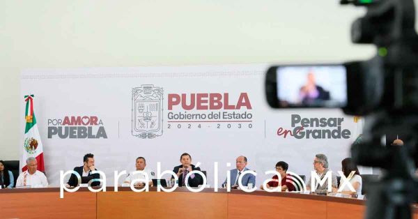 Encabeza Armenta la mañanera de Puebla