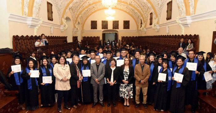 Realizan graduaci&oacute;n de la Maestr&iacute;a en Educaci&oacute;n Superior de la BUAP