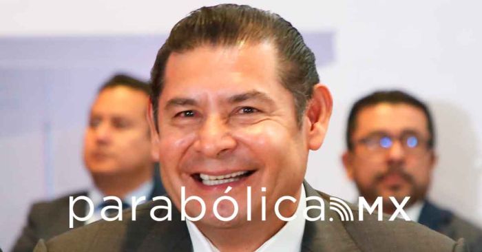 La 4T no se trata de quitarle a los ricos para darle a los pobres: Armenta