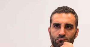 Denigrar es la consigna