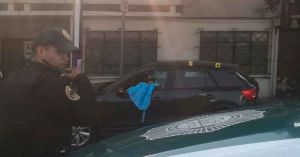 Aseguran motocicleta y auto ligados al doble homicidio de funcionarios de CDMX