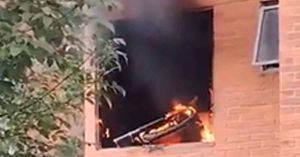 Arde departamento en fraccionamiento IVI Santa Lucía 5 en Puebla