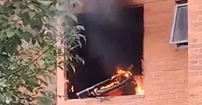 Arde departamento en fraccionamiento IVI Santa Luc&iacute;a 5 en Puebla