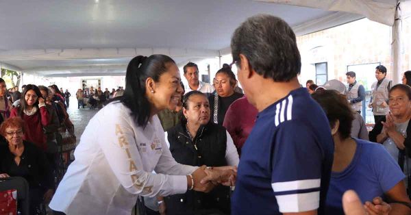 Destaca Ariadna Ayala atenci&oacute;n a peticiones en Martes de Atenci&oacute;n Ciudadana