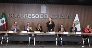 Firman convenio Congreso de Puebla y Asociación Mexicana de Contadores Públicos
