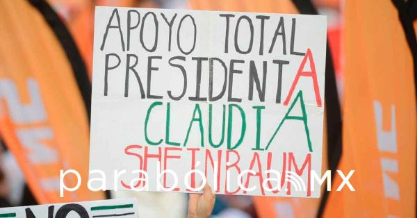 Anuncia Sheinbaum credencializaci&oacute;n universal de Salud en 2026