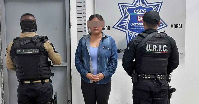 Detienen en Coronango a Anel N., por tener vehículo con reporte de robo
