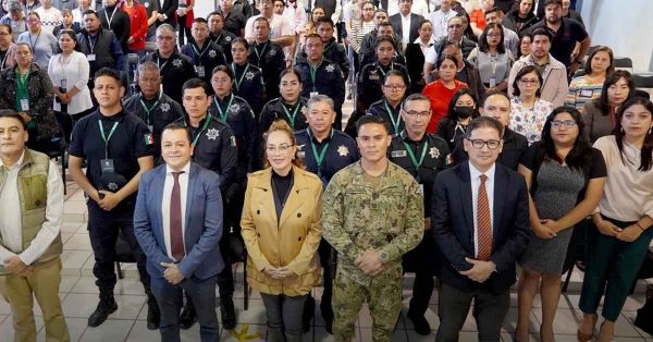 Capacitan a policías de Texmelucan sobre competencias básicas