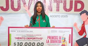 Entrega Gobierno de Cuautlancingo “Premio Municipal de la Juventud”