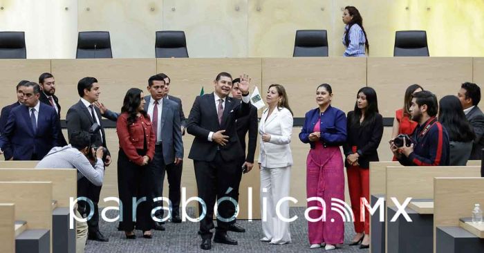 Encabeza Armenta el Parlamento Juvenil en el Congreso