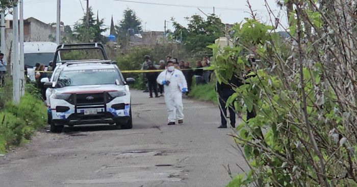 Alertan vecinos por un cadáver en canal de San Sebastián de Aparicio en Puebla