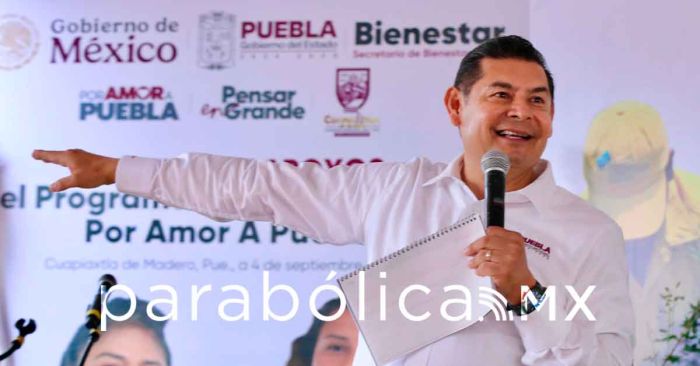 Entrega Armenta autorizaciones del programa de apoyo a la infraestructura hidroagrícola