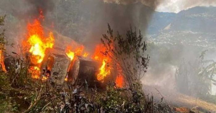 Volcadura y explosi&oacute;n de una pipa deja un muerto en Chamula, Chiapas