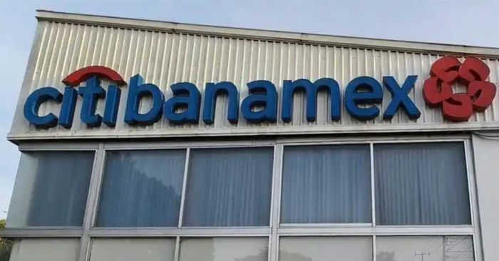 Vandalizan cajeros Banamex del bulevar 5 de Mayo