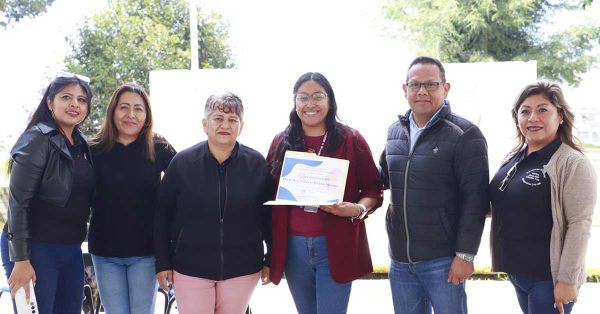 Imparte DIF Puebla capital plática sobre salud mental en escuela de Canoa
