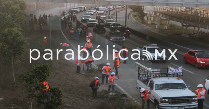 Interviene Gobierno de Puebla 8 tramos carreteros ante la temporada de lluvias