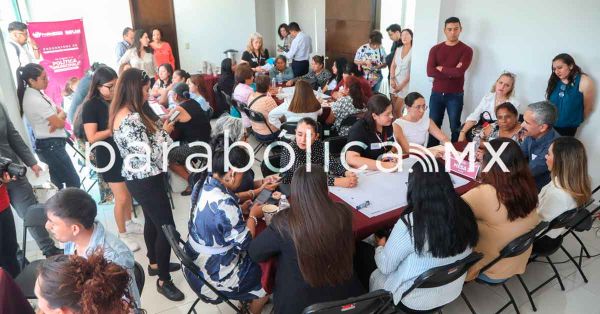 Construye ayuntamiento política anticorrupción con mujeres y personas de la diversidad sexual