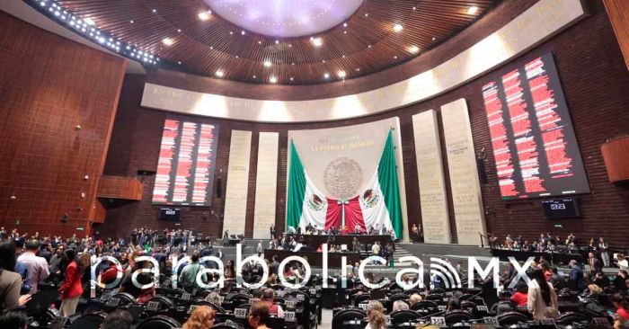 Aportarán legisladores para atender a damnificados, informa Kenia López