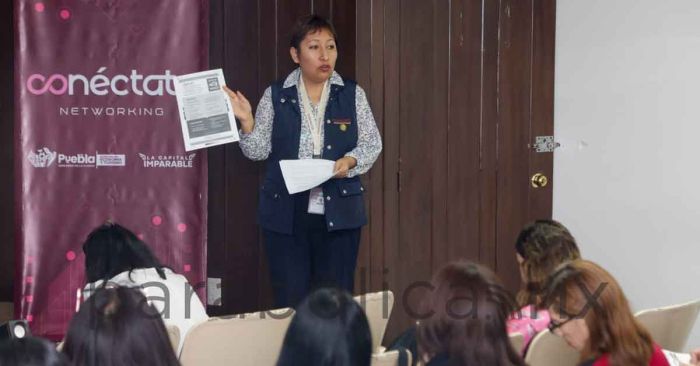 Capacitan a emprendedoras poblanas sobre exportación