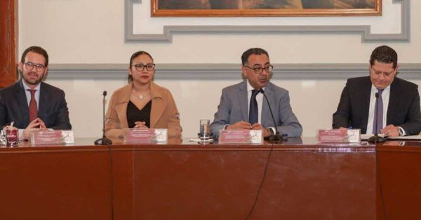 Fortalece Gobierno de la Ciudad compromiso con la legalidad y el servicio p&uacute;blico