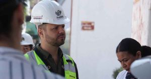 Supervisan trabajos de mantenimiento vial en 8 Sur–53 Norte