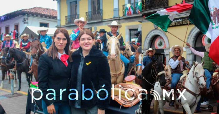 Conmemoran la Independencia en Zacatl&aacute;n con cabalgata y carrera