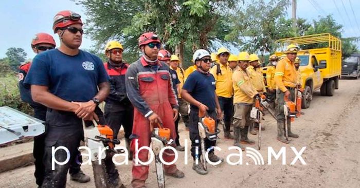 Apoya brigada de Oaxaca acciones de rescate en Álamo, Veracruz
