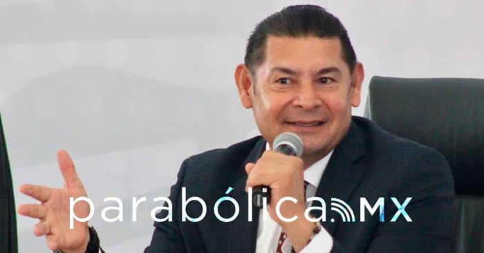 Llama Armenta a agrupaciones del ambulantaje a respetar la Ley&nbsp;