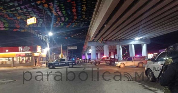 Emboscan y asesinan a tres policías municipales en Huixcolotla