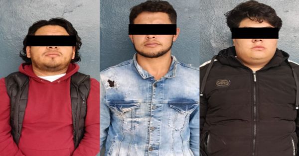 Detienen a tres asaltantes en Huejotzingo, llevaban una Ak-47 y droga
