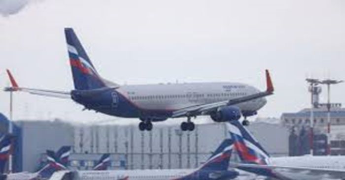 Cancelan vuelos de aerolínea rusa Aeroflot debido a un ciberataque